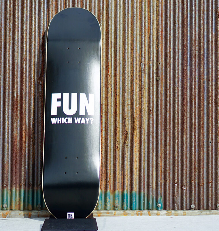 FUN naughty【ノーティ】スケートボード, 8.0×31.65 BLACK ブラック スケボー デッキ【単品】